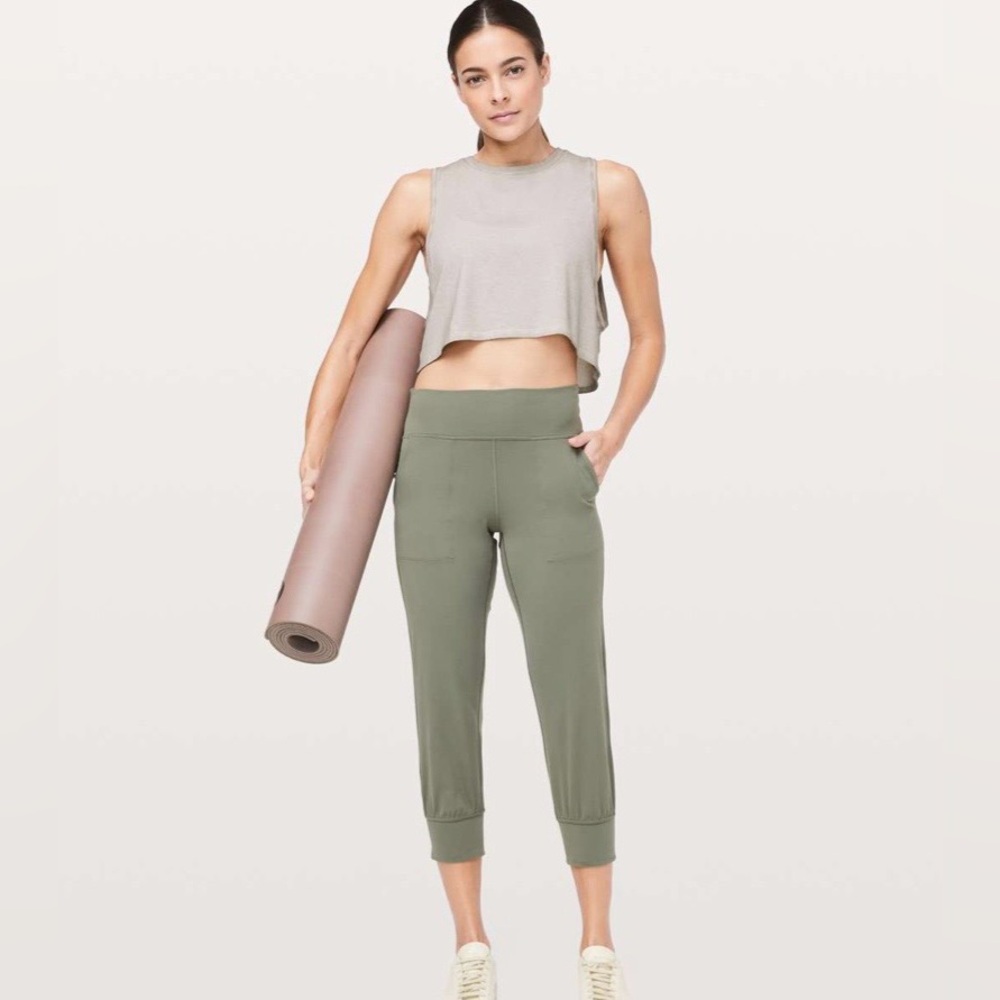 Lululemon Align Jogger Crop *23"